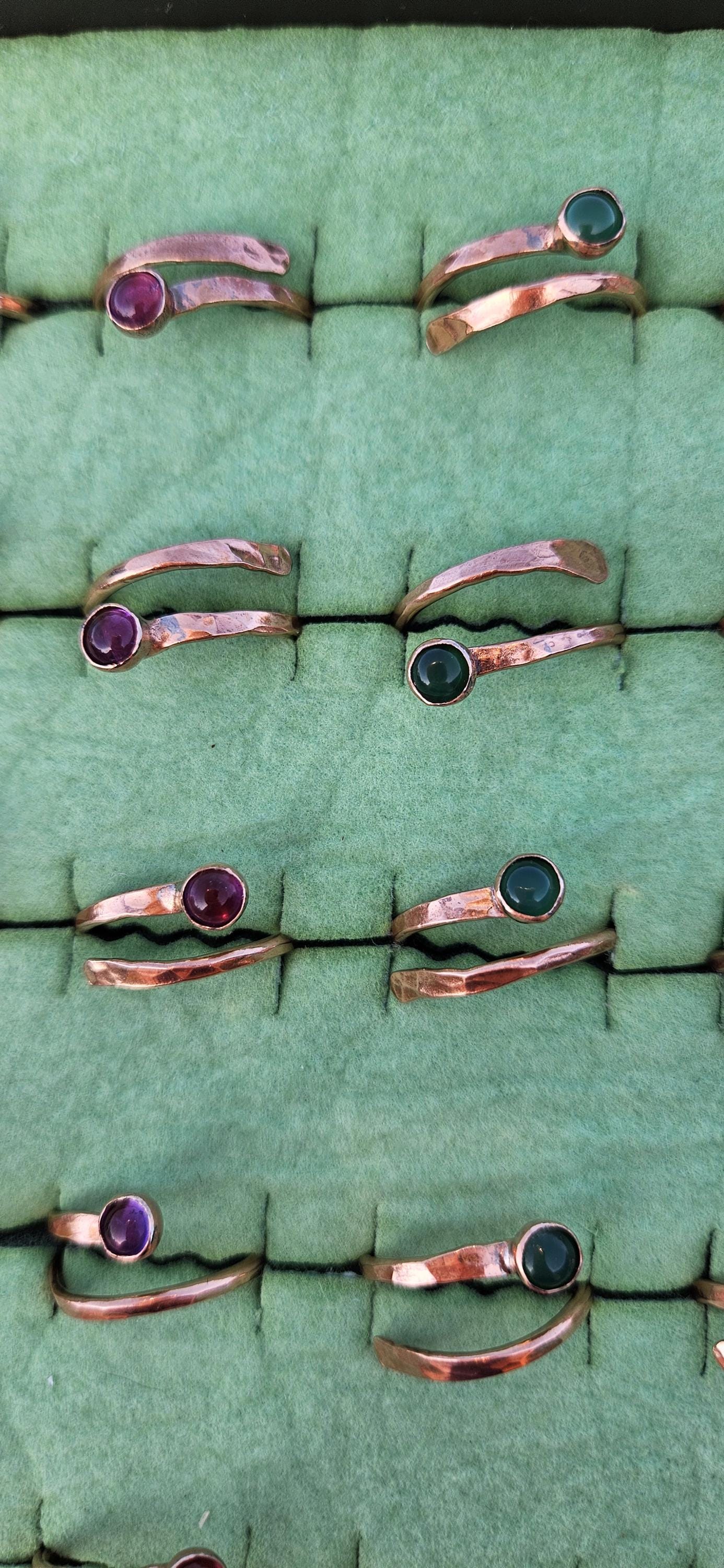 Hammered Copper Ring with Single Stone/ Purple Amethyst/ Green Onyx/Adjustable Wrap Ring /Handmade Jewelry by Elven Soul