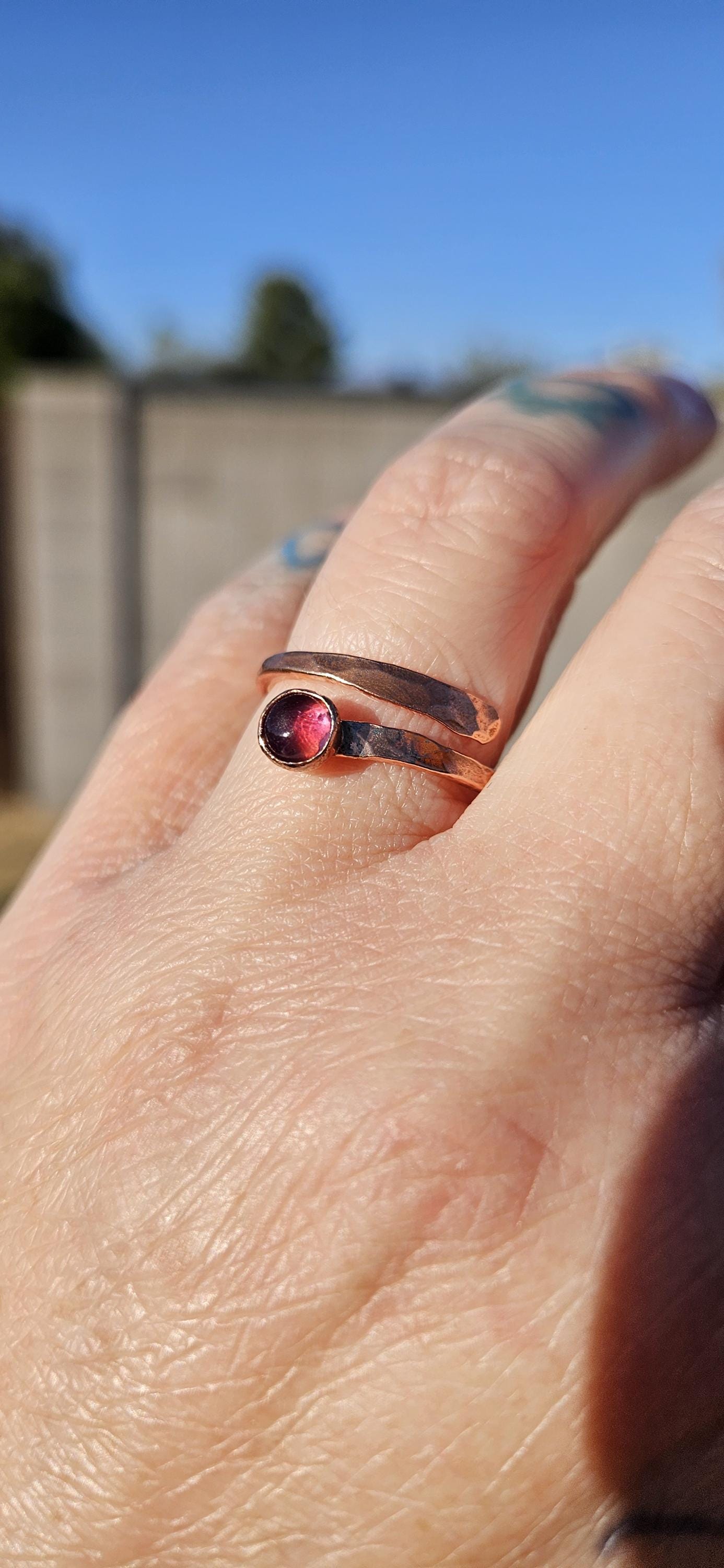 Hammered Copper Ring with Single Stone/ Purple Amethyst/ Green Onyx/Adjustable Wrap Ring /Handmade Jewelry by Elven Soul