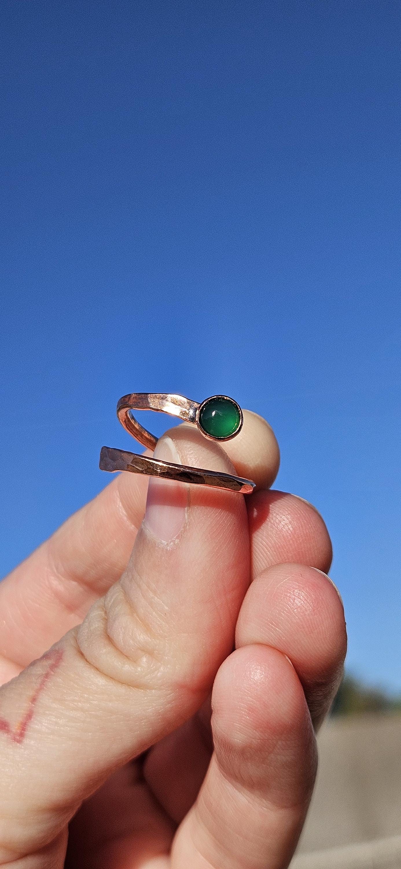 Hammered Copper Ring with Single Stone/ Purple Amethyst/ Green Onyx/Adjustable Wrap Ring /Handmade Jewelry by Elven Soul