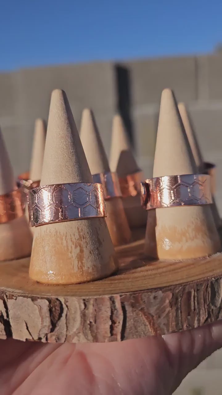 Honeycomb Copper Ring/ Adjustable Copper Band/ Copper Etched Jewelry/ Handmade by  Elven Soul