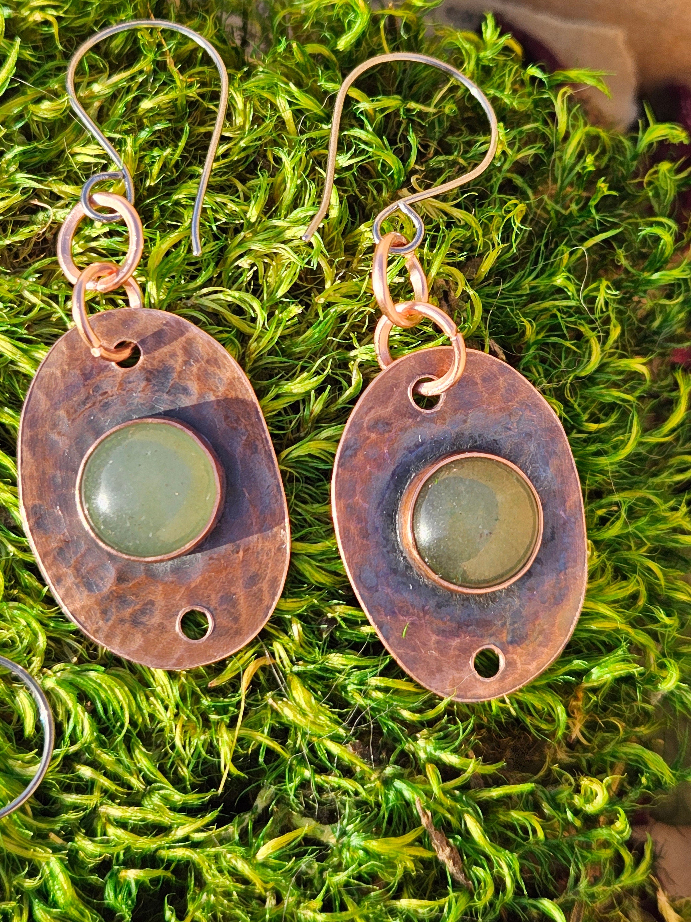 Is it safe to wear copper jewelry? — Sivana