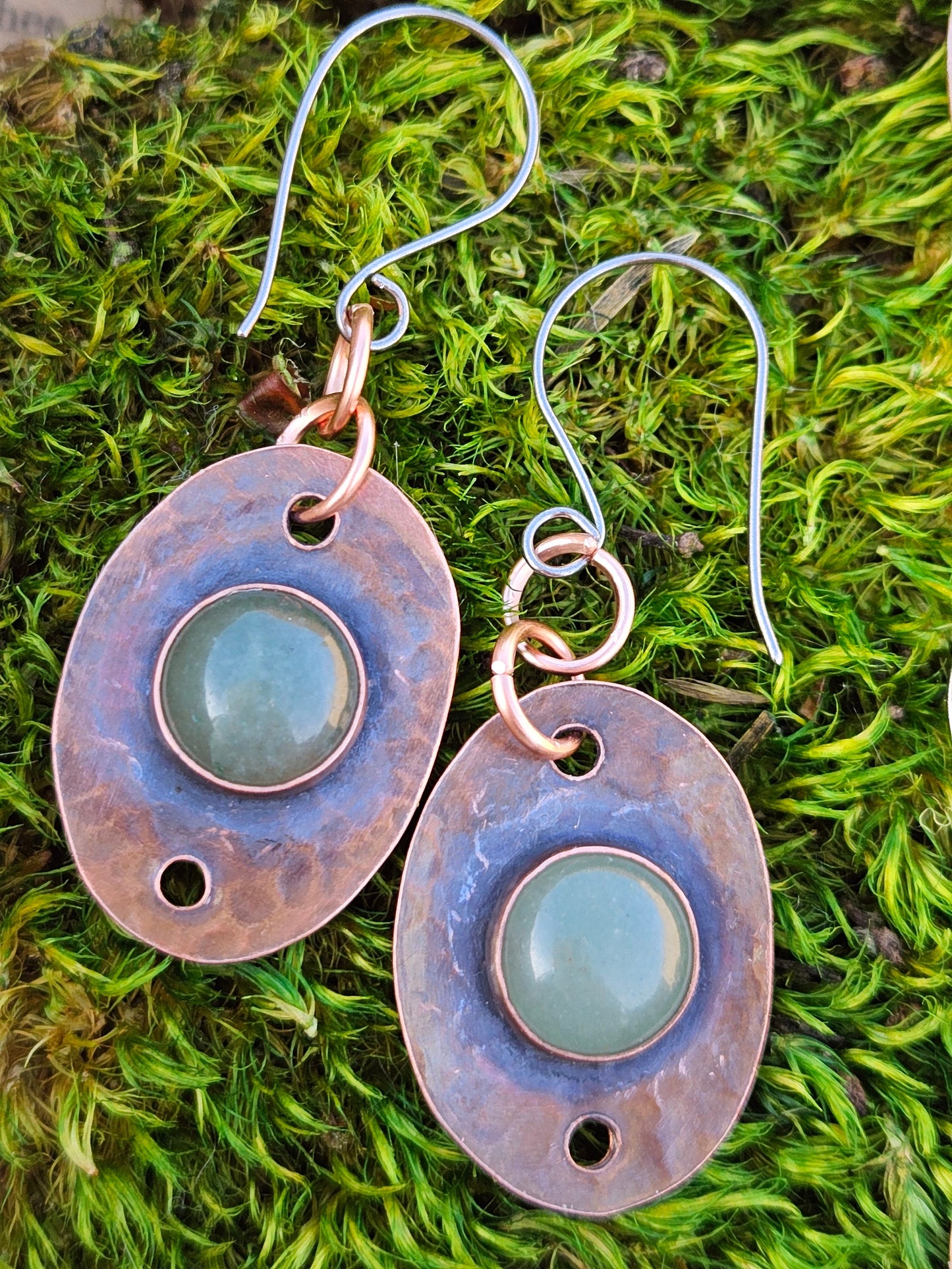 Rustic Copper Earrings/ Green Adventurine Stones/ Hammered Copper Jewelry/ Niobium Ear Wires/ Sensitive Safe/Elven Soul