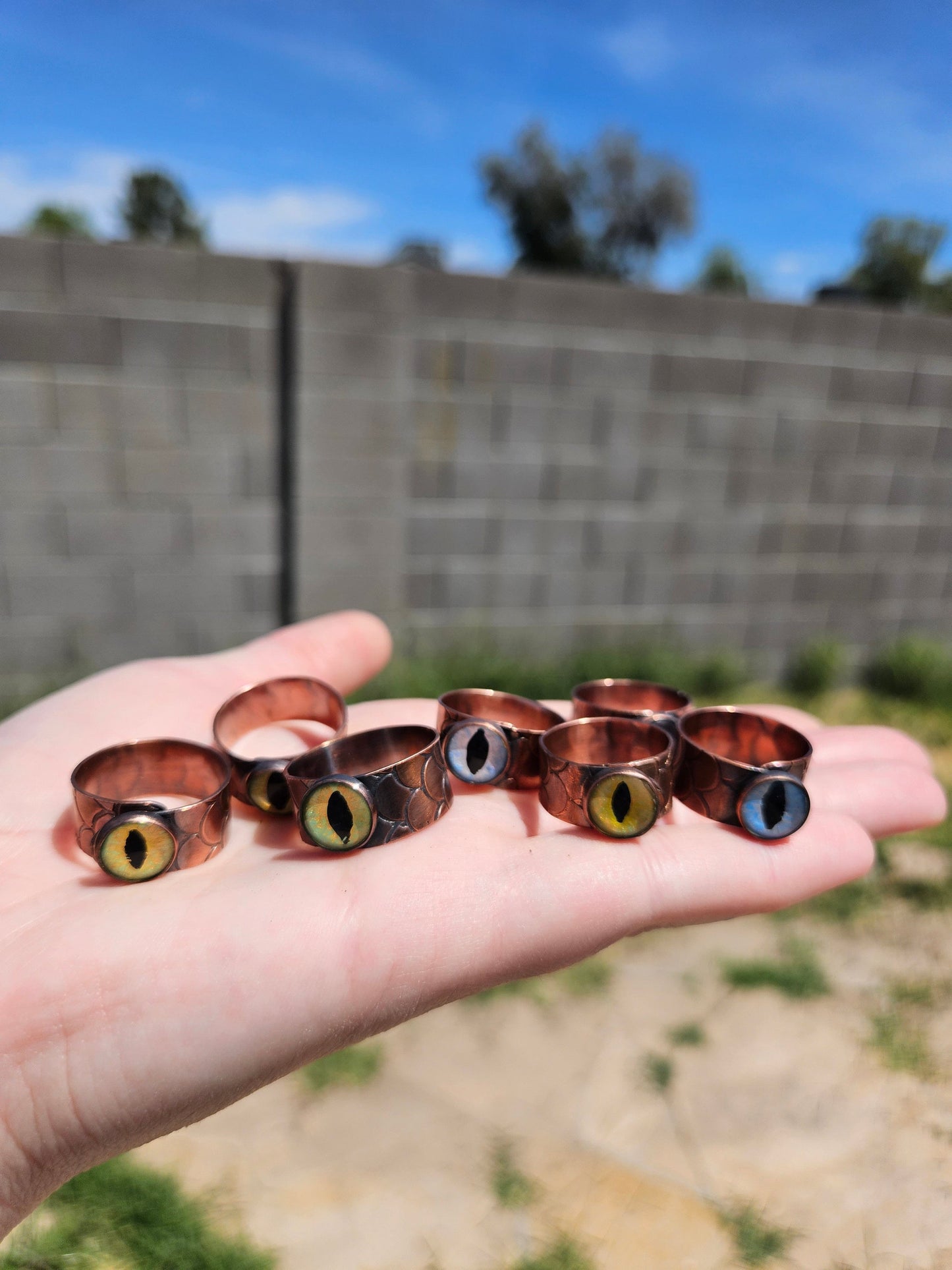 Dragon Eye Ring/ Copper Etched Dragon Scales/ Adjustable Copper Band/Handpainted Glass Dragon Eye/ Rustic Copper Jewelry / Elven Soul